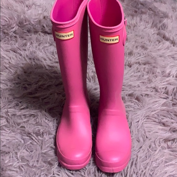 hunter knee high rain boots